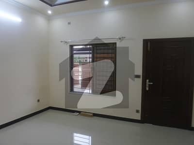 3200 Square Feet Lower Portion In Islamabad Is Available For rent