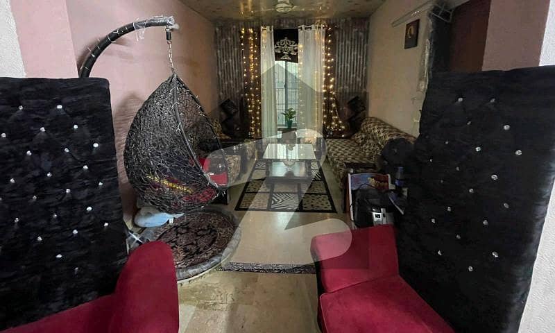 مصطفیٰ ٹاؤن لاہور میں 5 کمروں کا 6 مرلہ مکان 1.9 کروڑ میں برائے فروخت۔