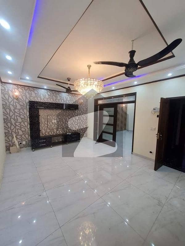 10 Marala Upper Portion Available For Rent
