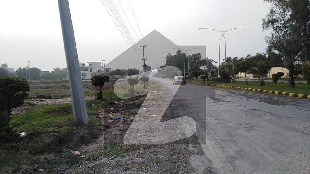 2250 Square Feet Residential Plot In Central Bahria Orchard Phase 3 For Sale