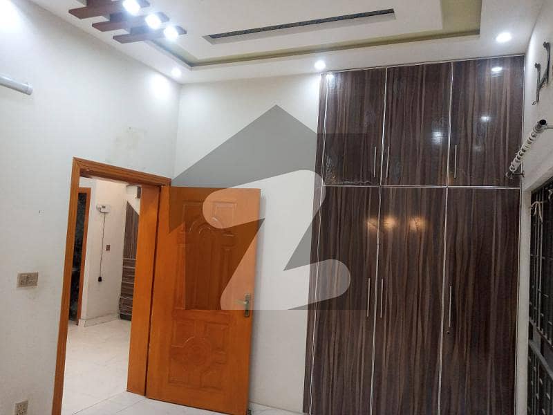 بحریہ ٹاؤن ۔ بلاک سی سی بحریہ ٹاؤن سیکٹرڈی بحریہ ٹاؤن لاہور میں 5 کمروں کا 14 مرلہ مکان 1.4 لاکھ میں کرایہ پر دستیاب ہے۔