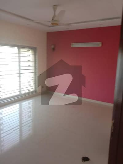 4 Marla House Available For Rent In Paragon City