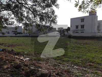 Reserve A Centrally Located Commercial Plot In Izmir Town Extension - Block N2