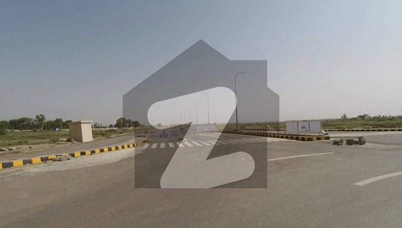 DHA phase 9 Block G pair plot 2kanal 120 fet road good location