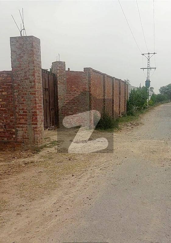 سوئے-اے-اصل روڈ لاہور میں 2 کمروں کا 24 کنال فارم ہاؤس 7.5 کروڑ میں برائے فروخت۔