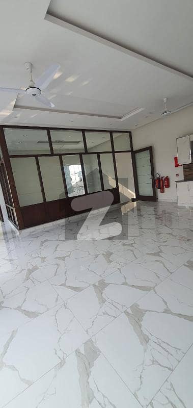 1 Kanal Full House For Rent In Phase 6 DHA