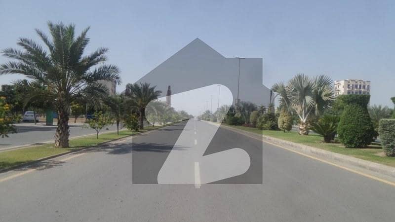 PAIR 5 Marla Commercial Plot Near Imtiaz Store Main Boulevard Super Hot Location For Investment