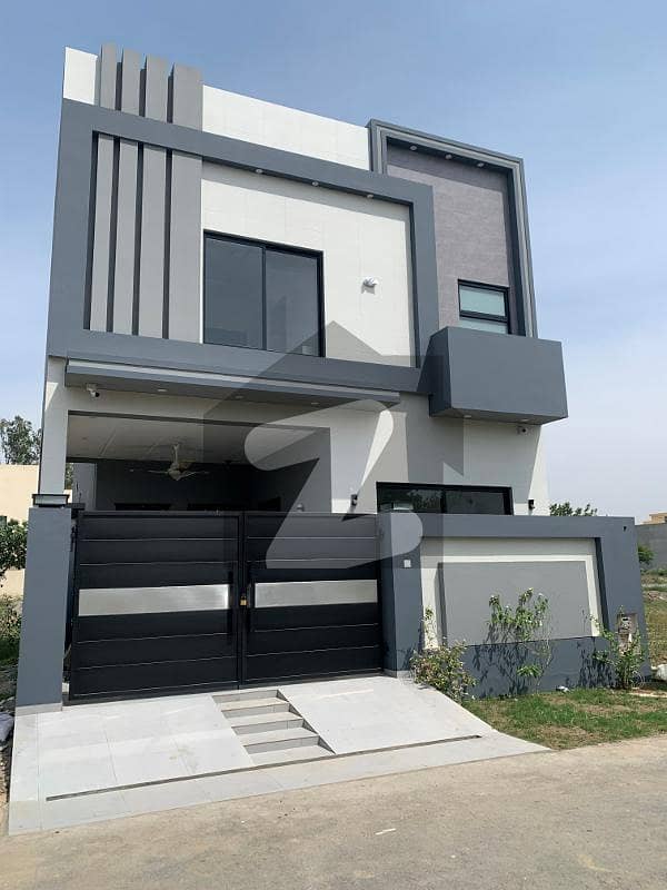 5 Marla Modern House For Sale At Prime Location Of D-Block, -9 Town, Dha, Lahore