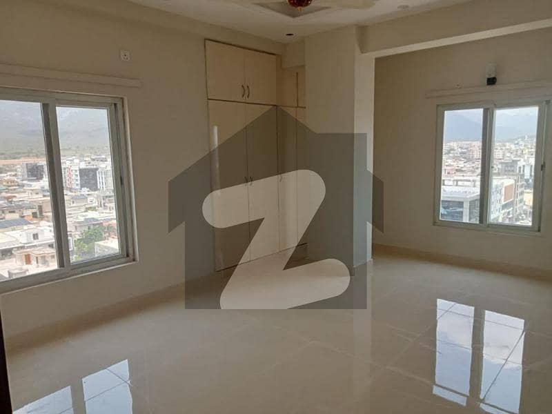 ایف ۔ 11 اسلام آباد میں 5 کمروں کا 6 مرلہ مکان 1.5 لاکھ میں کرایہ پر دستیاب ہے۔