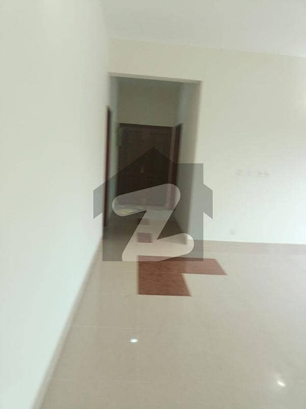 10 Marla 3 Bed apartment with Gas Available For Rent In Askari 11