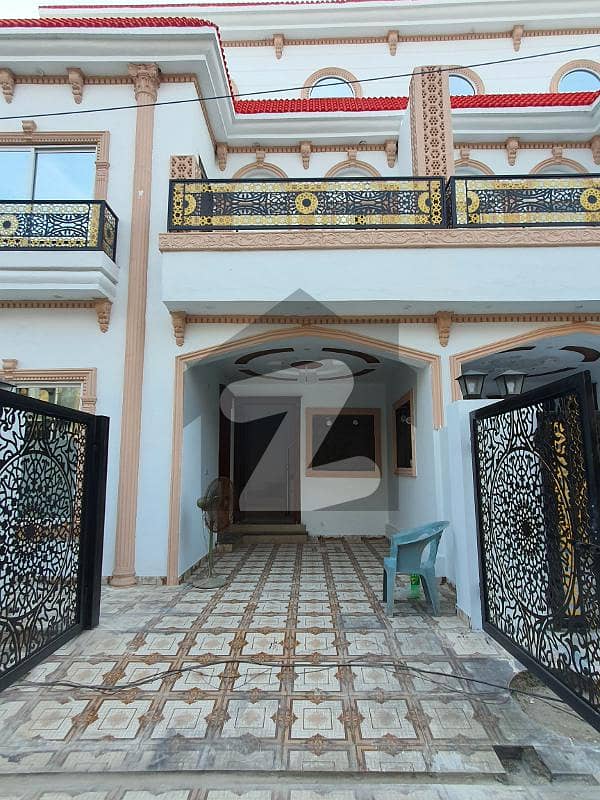 جزاک سٹی ملتان روڈ لاہور میں 3 کمروں کا 4 مرلہ مکان 95 لاکھ میں برائے فروخت۔