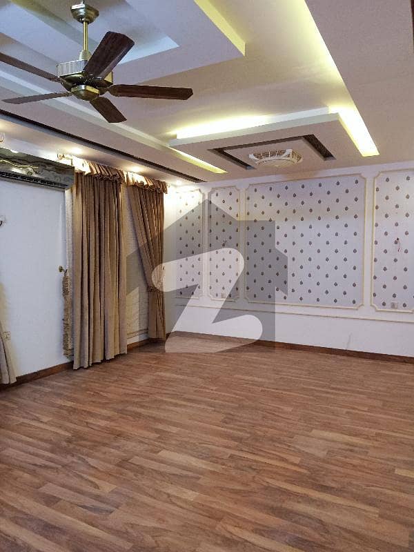 کے ڈی اے سکیم 1 کراچی میں 5 کمروں کا 12 مرلہ مکان 11.95 کروڑ میں برائے فروخت۔