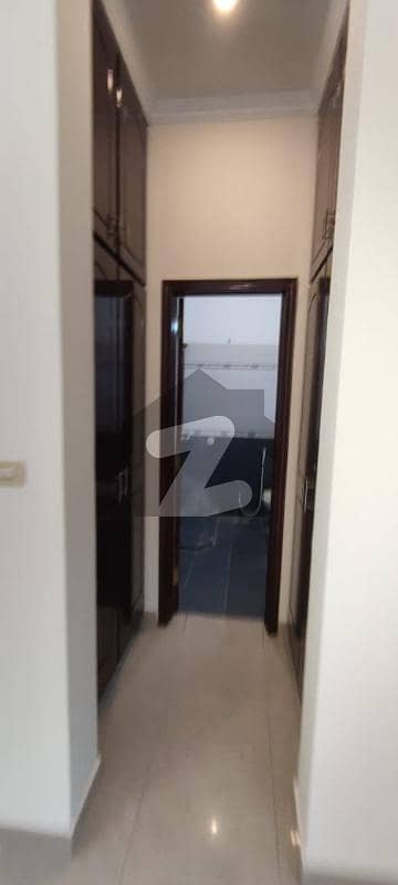 1 Kanal Upper Portion For Rent in DHA Phase 5 Block F