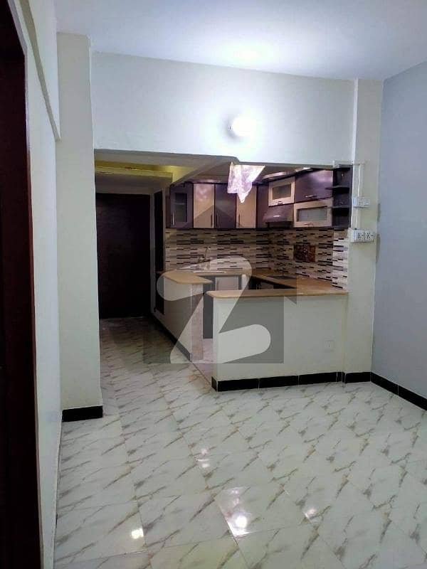 شادمان ٹاؤن - سیکٹر 14 / بی شادمان نارتھ ناظم آباد کراچی میں 3 کمروں کا 4 مرلہ فلیٹ 58 لاکھ میں برائے فروخت۔