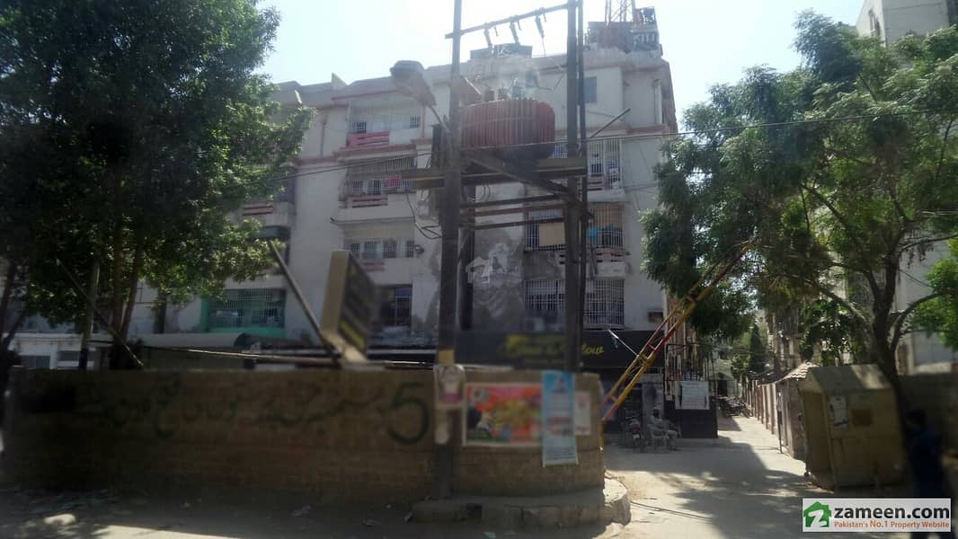 Flat For Sale Bondery Wall Shumail Heaven Vip Location Gulistane