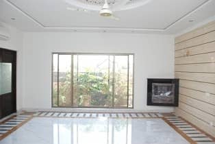Syed Brother Offer 32 Marla Used House For Sale In Cantt Bridge Colony