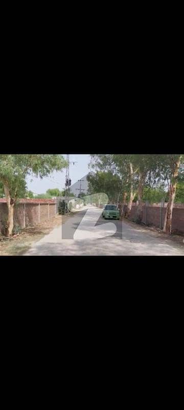 صوفیہ فارم ہاؤسز بیدیاں روڈ لاہور میں 2 کنال رہائشی پلاٹ 1.5 کروڑ میں برائے فروخت۔