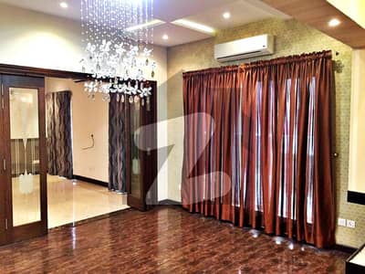1 Kanal fully house for rent in phase 4 DHA
