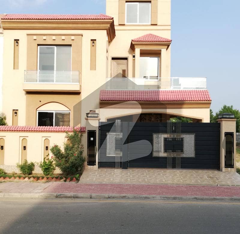 10 Marla Upper Portion For Rent In Hussain Block Sector C Bahria Town Lahore