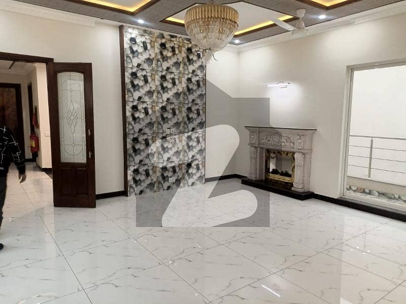 23 Marla Beautiful Upper Portion Available For Rent At Reasonable Price In Dha Phase 7 | Z1 Block
