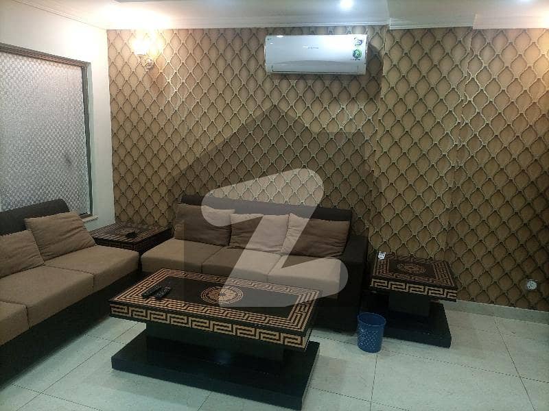 بحریہ ٹاؤن سیکٹر سی بحریہ ٹاؤن لاہور میں 1 کمرے کا 2 مرلہ فلیٹ 38 ہزار میں کرایہ پر دستیاب ہے۔