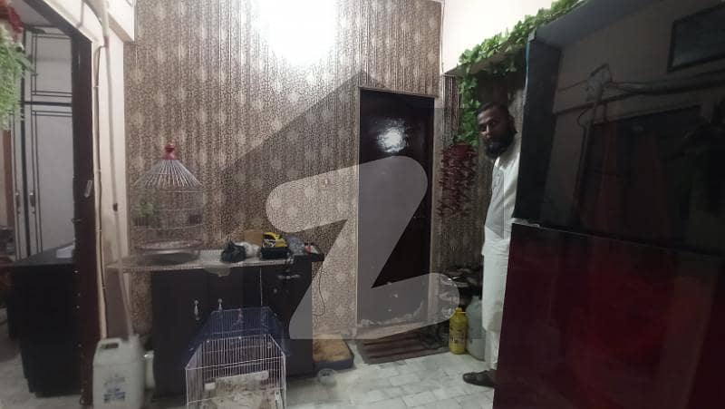 *AL-RAHIM APARTMENT* 3rd Floor 750sqft 2bed Drawing Lounge Great Ventilation No Issue Of Sweet Water Near Aiwan E Tijarat Hospital ( Rental Income 16k To 18k )