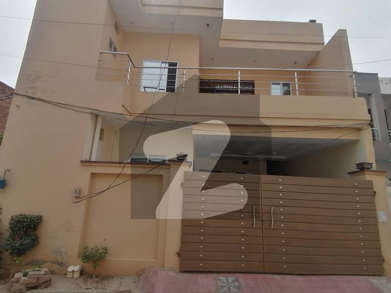 Perfect Prime Location 4 Marla House In Khan Village For sale