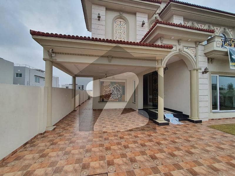 Leads Estate Offers Sapnish Luxurious Villa At The Heart Of Dha Phase 8 V Block