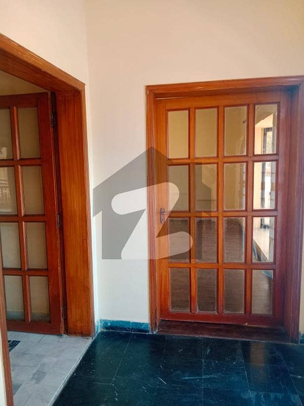 DHA phase 4 1 kanal upper portion available for rent