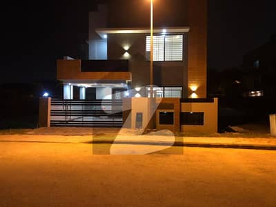 Spacious Rental House in Bahria Town Phase 7 - Your Ideal Home Awaits!