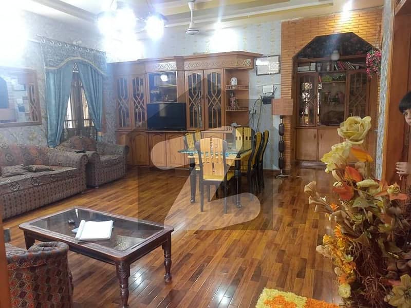 GULISTAN E JOHAR HOUSE FOR SALE 240 SQY BLOCK 13 GulistaneJauhar