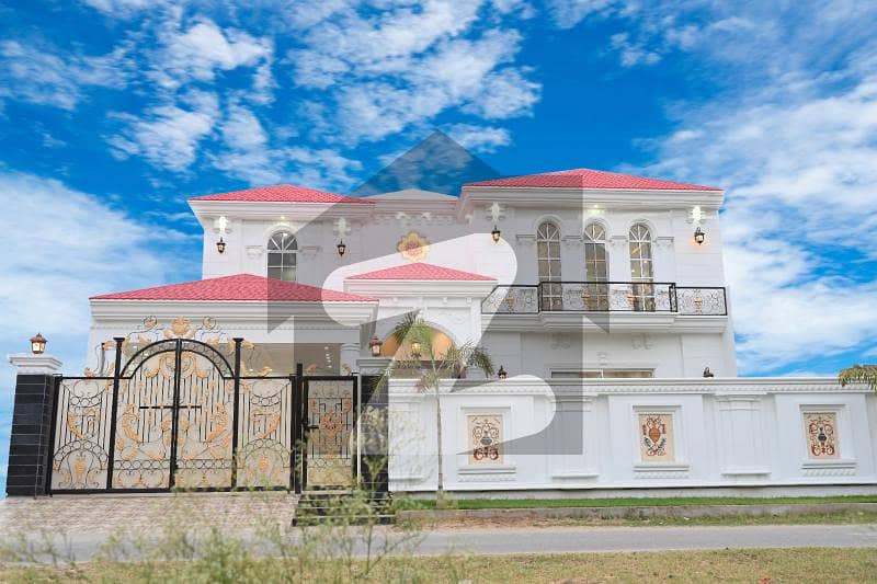 Lavish Bungalow 1 Kanal For Sale