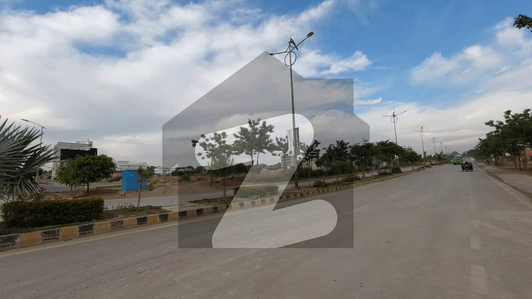 Prime Location 5 Marla Commercial Plot Situated In Top City 1 - Block F For sale