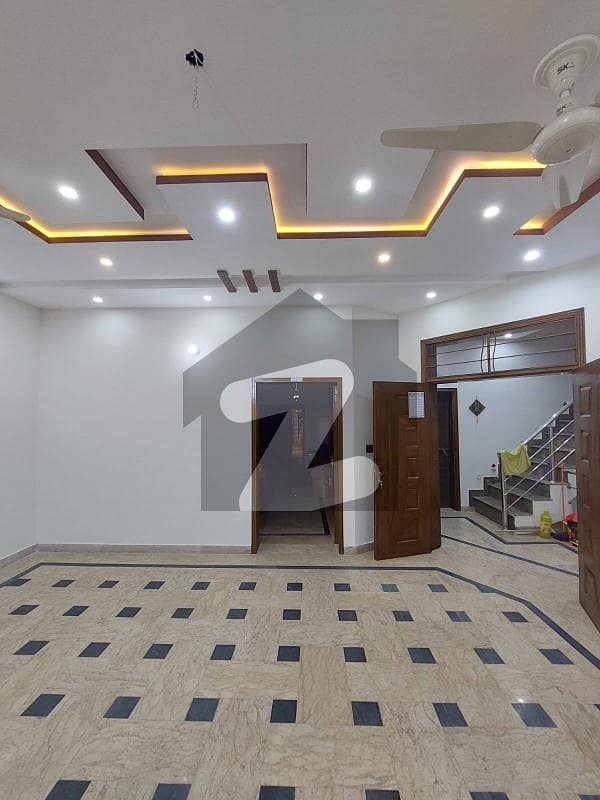 10 Marla Upper Portion with Gas for Rent in Canal Garden.