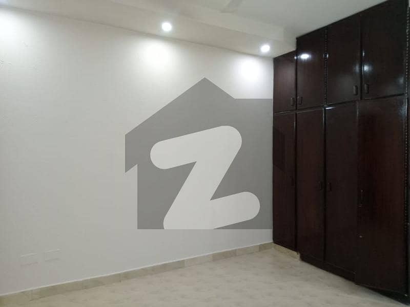 1 Kanal Upper Portion For Rent In Dha Phase 4 Block Gg Original Pictures