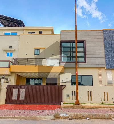 7 Marla Brand New Luxury House Available For Sale