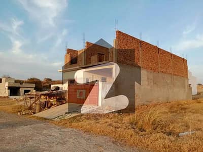 10 Marla Beautiful Architecture House For Sale In Pechs Near Mumtaz City