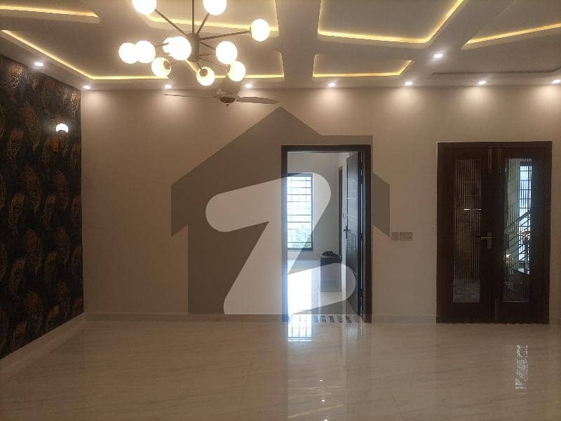 بحریہ ٹاؤن سیکٹر سی بحریہ ٹاؤن لاہور میں 3 کمروں کا 10 مرلہ بالائی پورشن 47 ہزار میں کرایہ پر دستیاب ہے۔