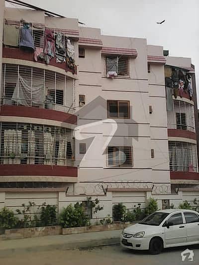 کوسموپولیٹن سوسائٹی کراچی میں 2 کمروں کا 4 مرلہ فلیٹ 50 ہزار میں کرایہ پر دستیاب ہے۔