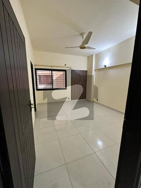 Saima Jinnah Avenue Flat for sale