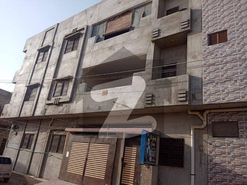 عبداللہ گارڈن حیدر آباد میں 9 کمروں کا 8 مرلہ مکان 3 کروڑ میں برائے فروخت۔