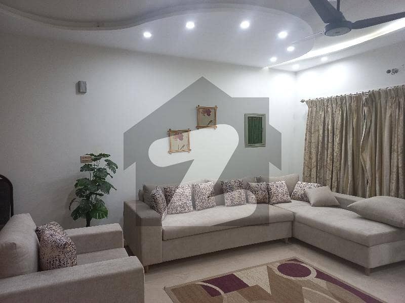 ابدالینزکوآپریٹو ہاؤسنگ سوسائٹی لاہور میں 3 کمروں کا 1 کنال بالائی پورشن 70 ہزار میں کرایہ پر دستیاب ہے۔
