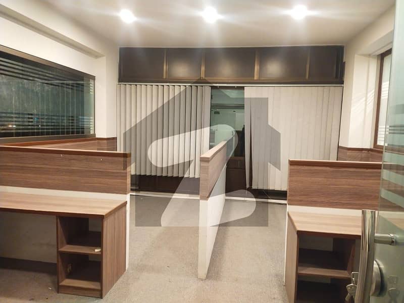 1850 Square Feet Office Available For rent In ISE Tower