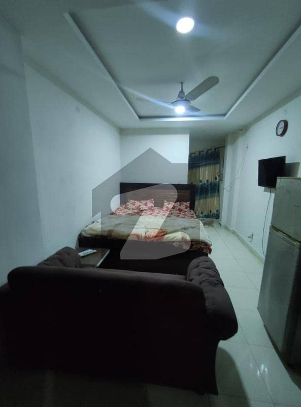Furnished studio flat available for rent