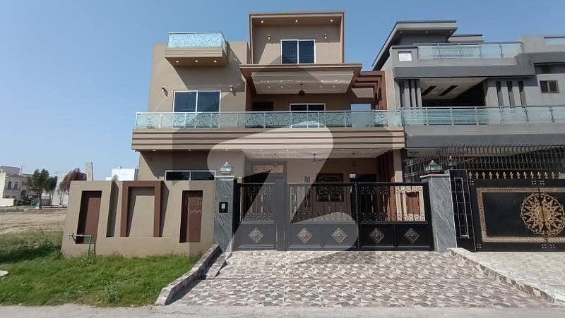 Brand New House 10 Marla Available For Sale In EE Block Phase 3 Wafi Citi