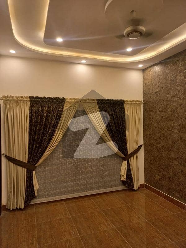 10 Marla Brand New Luxury Excellent Good Upper Portion Lower Locked House For Rent In Awais Qarni Block Bahria Town Lahore
