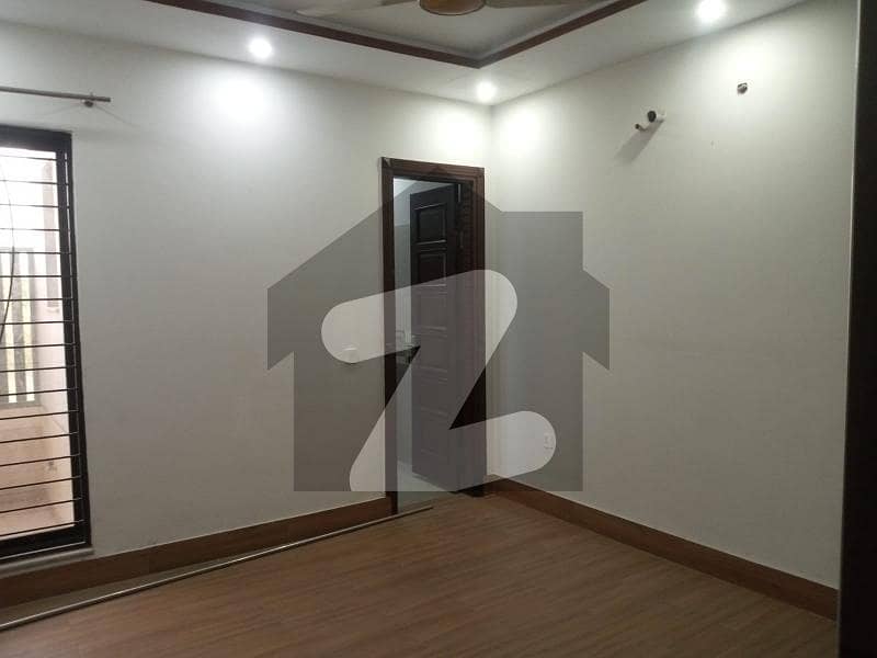 10 Marla beautiful upr portion for rent DHA rahabhar phase 11 sector 1