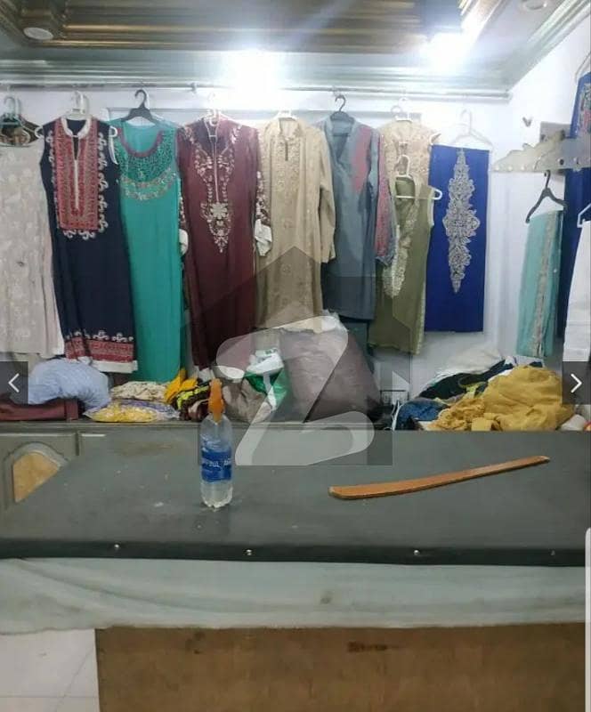 اَپر غزری غِزری کراچی میں 1 مرلہ دکان 55 لاکھ میں برائے فروخت۔