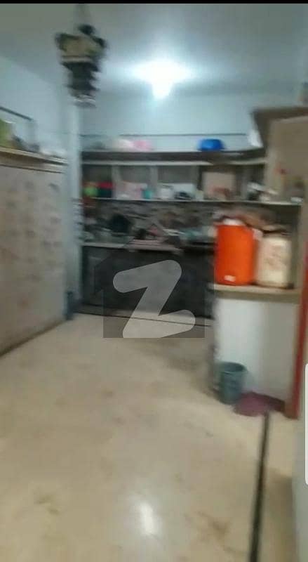 محمود آباد کراچی میں 2 کمروں کا 4 مرلہ فلیٹ 60 لاکھ میں برائے فروخت۔