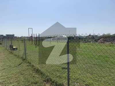 100sq cornor plot available for sale block G ext